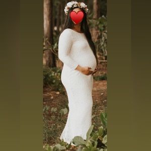 Gently Used Materntiy Laced Dress